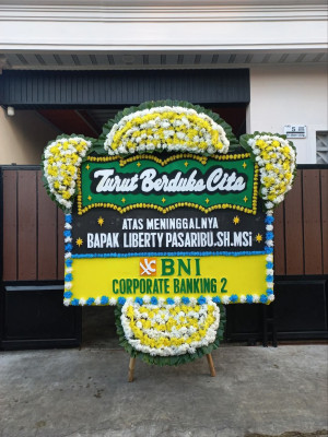 Papan Bunga Duka di Parung Serab